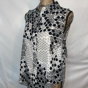A&I grey button up tank top